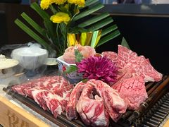 -铭牛烧肉·和牛海鲜自助(高新月牙湖店)