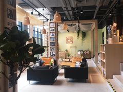 -光海书局(南京东路第一百货店)