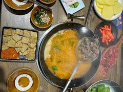 -贵厨酸汤牛肉(小十字店)