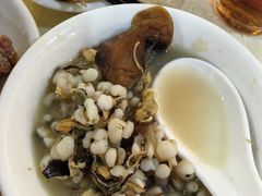 -红旗山庄(圭峰山店)