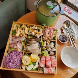 -兰心墩楠月子会所(万达店)