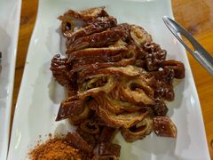 -老鼎万春卤菜(五代传承创始老店)