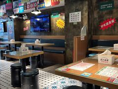 -肥汁米蘭香港米线(定西路店)