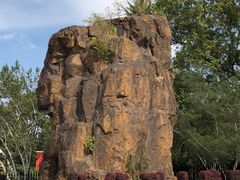 -上海市龙华烈士陵园