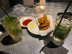 -穹六人间 people 6(岳阳路店)