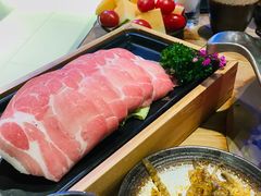 -湊湊火锅·茶憩(杭州湖滨银泰in77店)