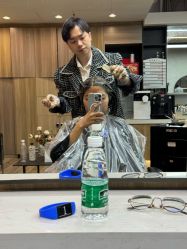 点击看大图 -奈川烫染Salon
