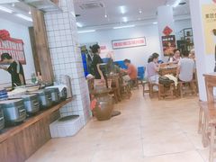 -佬缸炮江湖川菜(玉林店)