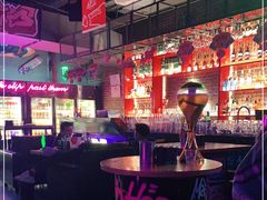 -UP嘻哈酒吧(粉巢店)