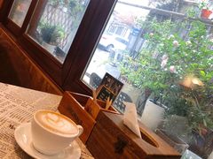 燕麦拿铁-隅cafe(傅厚岗店)