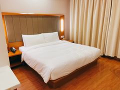 -全季酒店(上海火车站天目西路店)