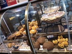 -昆明冠生园·蛋糕·面包(南强街店)