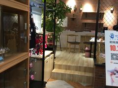 -宠小格时尚宠物生活馆(唐镇店)