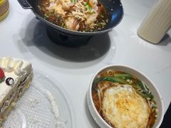 -阿瓦山寨·湘菜现炒·剁椒鱼头王(咸阳总店)