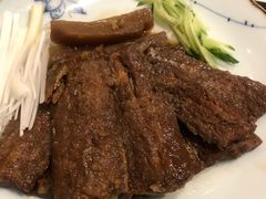 娄府酥骨带鱼-娄三少春饼·烤鸭(合生汇购物中心店)
