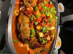 -江边城外烤全鱼(世茂广场店)