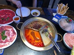 -周师兄大刀腰片火锅(洪崖洞旗舰店)