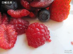 水果近照，很新鲜哦-Caprice(香港四季酒店)
