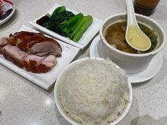 -香港新发烧腊茶餐厅(水围店)
