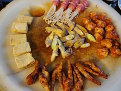 -冰冰龙虾·江湖菜·花园江景餐厅