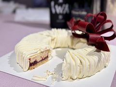 -VERIE BAKEHOUSE