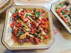 -苗侗地道红酸.酸汤鱼·酸汤牛肉