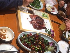 -老滇山寨•云南特色菜•地方菜•民族风情歌舞表演(金碧店)