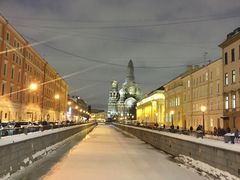 -滴血救世主教堂