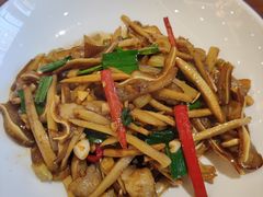 藕条炒猪耳-肖记公安牛肉鱼杂馆·省级非物质文化遗产(三角路直营店)