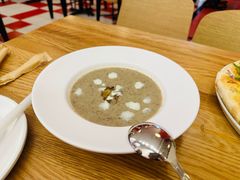 -城市大道红炉披萨烘焙坊