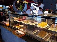 面包甜点陈列柜-广州富力君悦大酒店·凯菲厅