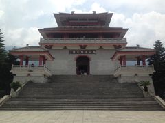 -三塔倒影公园