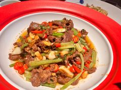 -湘鼎盛·大厨鲜炒湖南味(高新银泰店)