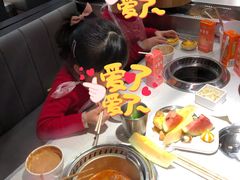 -龍歌自助小火锅(市南金茂湾店)