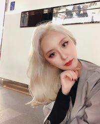 -Rise Hair上升造型