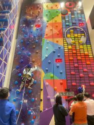 -meland club亲子乐园(重庆万象城店)