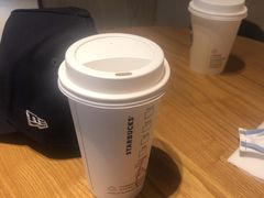 -星巴克臻选(上海中环广场2F店)
