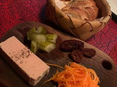 -羽深肉铺 Steak & Wine
