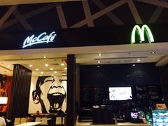 门面-麦当劳(伦敦人店)