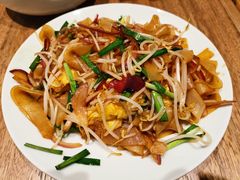 干炒牛河-村外有星光小食铺(解放碑1089店)