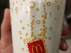 -麦当劳(世界城广场店)