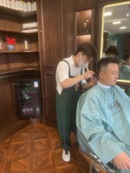 点击看大图 -贝勒爷专业男发