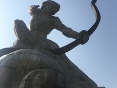-巴陵广场