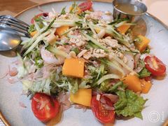 鲜柚芒果沙拉-HELLO 27 意面·沙拉·帕尼尼