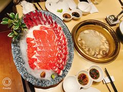 -余欢领鲜火锅(新街口店)