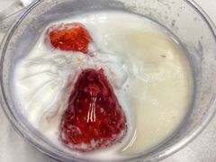 草莓双色杯-全家便利店(愚园店)