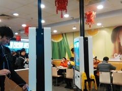-麦当劳(轻轨曹杨路店)