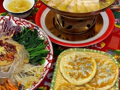 -闯关东东北农家菜(崂山石老人店)