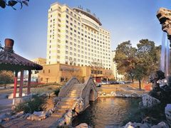 -山明水秀大饭店