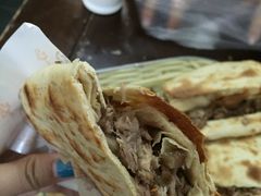 精品火烧-宝光熏肉鞋底火烧(新街口店)